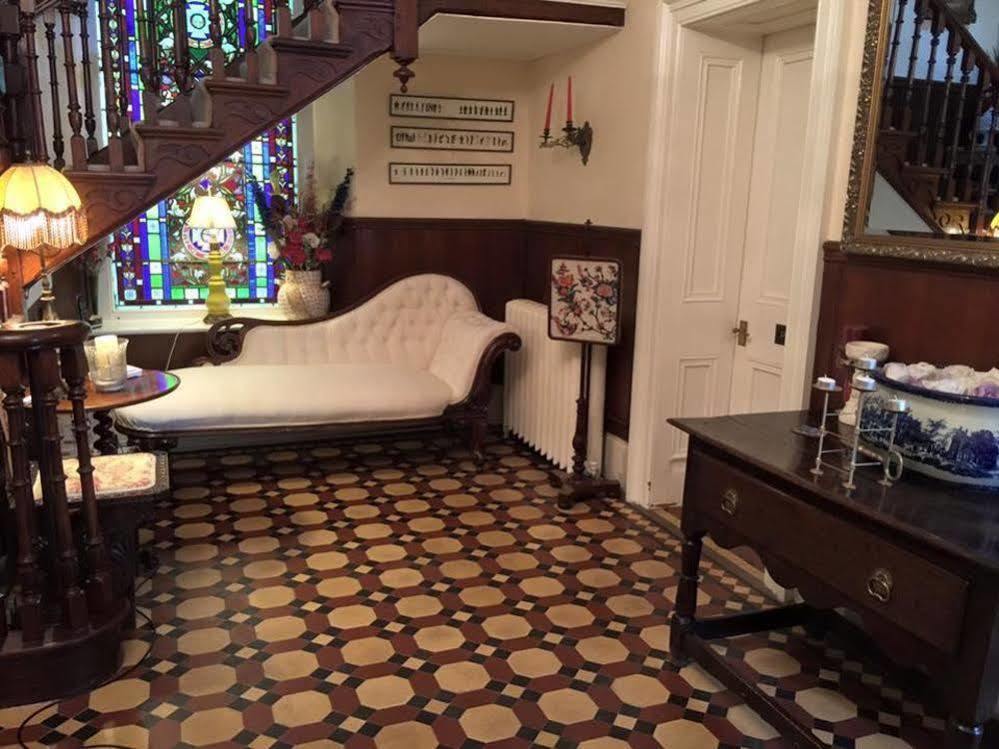 The Priory B&B Whitchurch  Екстериор снимка