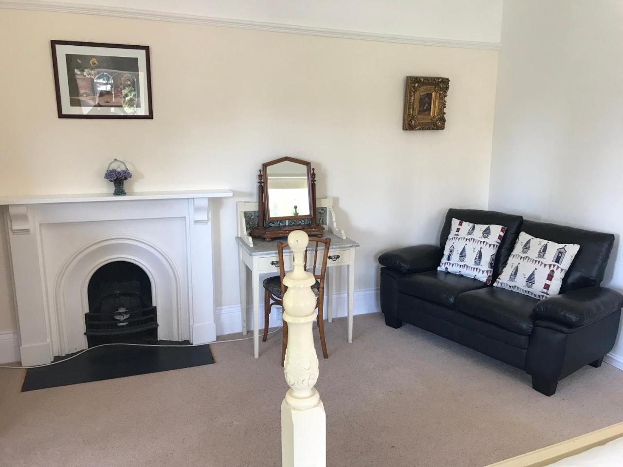 The Priory B&B Whitchurch  Екстериор снимка