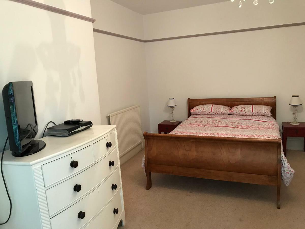 The Priory B&B Whitchurch  Екстериор снимка
